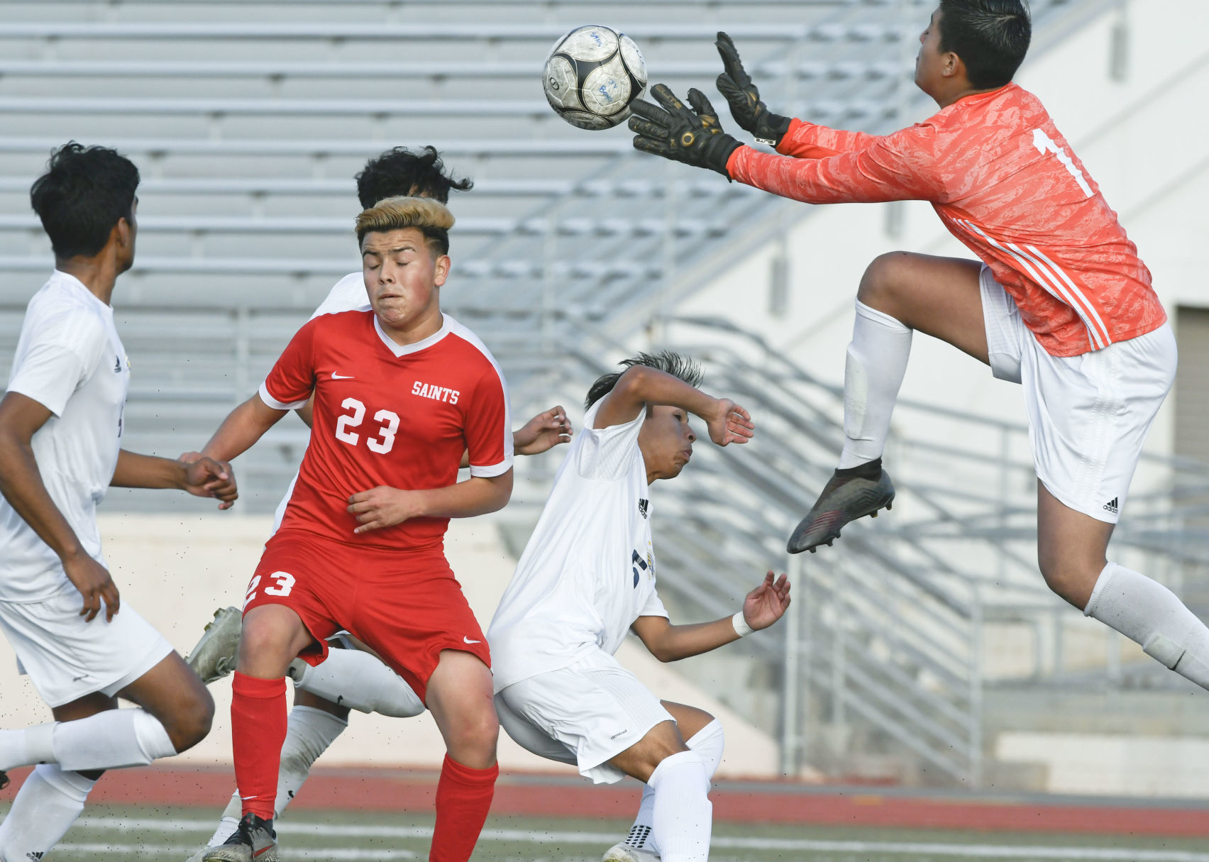 010720 AG SM boys soccer 01.jpg